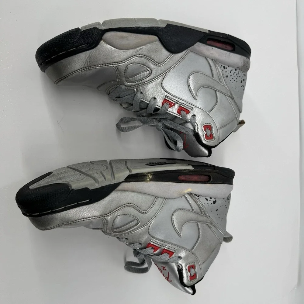 VTG  Nike Air Flight 2013 Silver Red High Top Sneakers Men's 10 Basketball Shoes